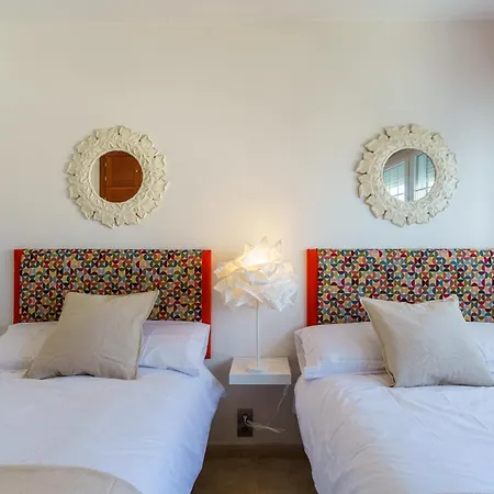 Malagasuite Carihuela Torremolinos